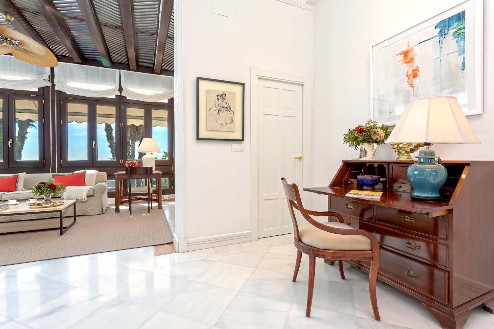 Genteel Home Paseo Maritimo Malaga Exterior photo
