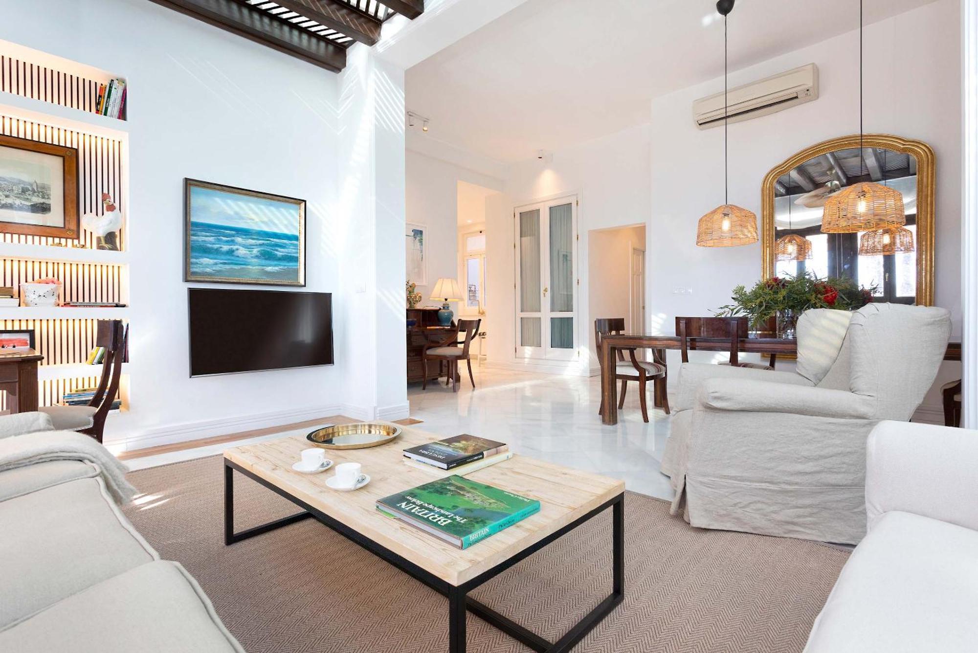 Genteel Home Paseo Maritimo Malaga Exterior photo