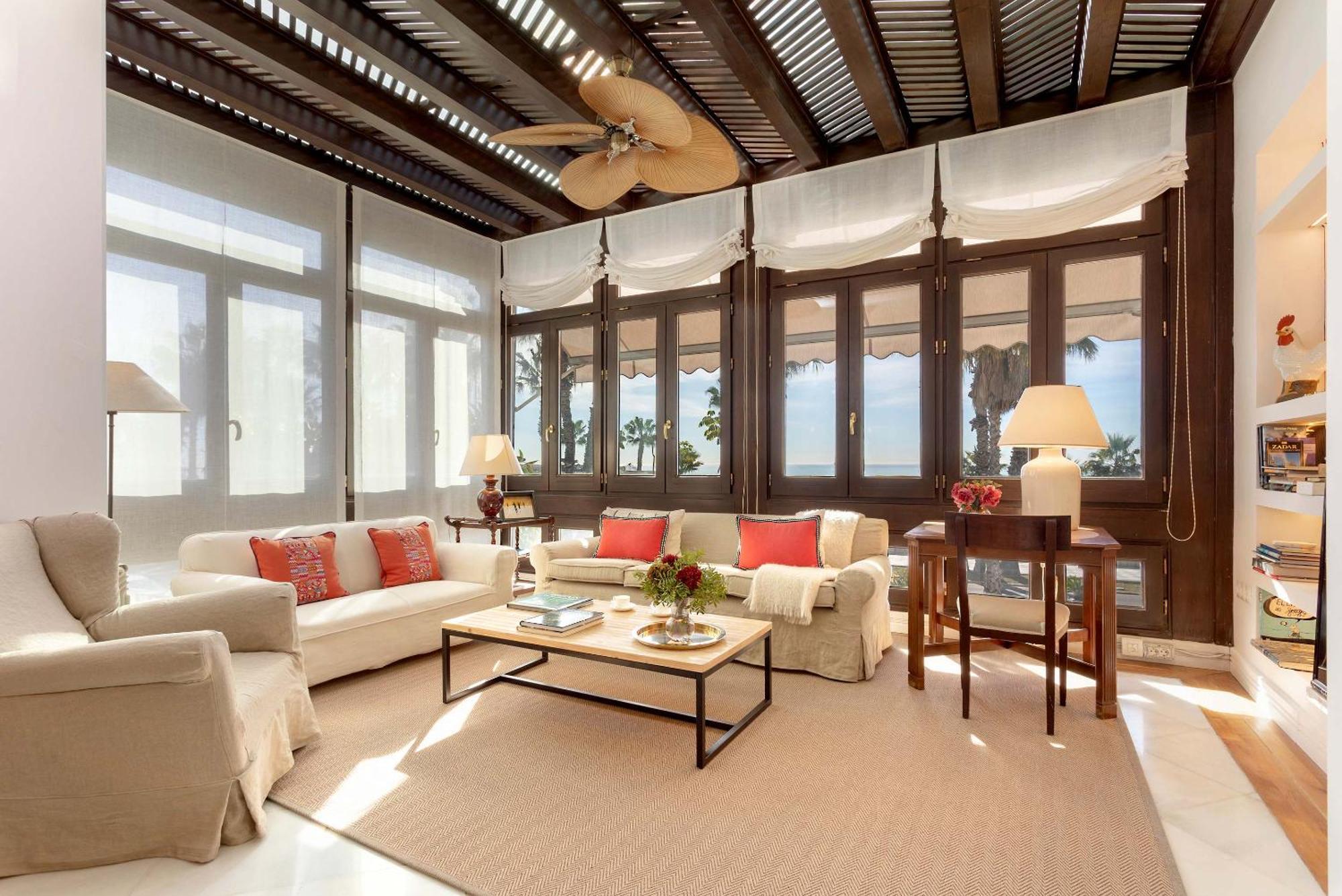 Genteel Home Paseo Maritimo Malaga Exterior photo